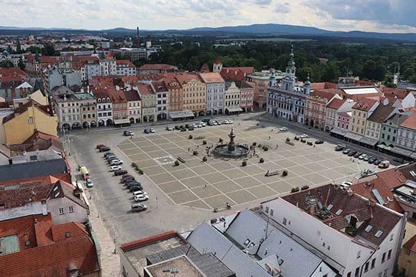 Budějovice zavírají centrum pro průjezd aut